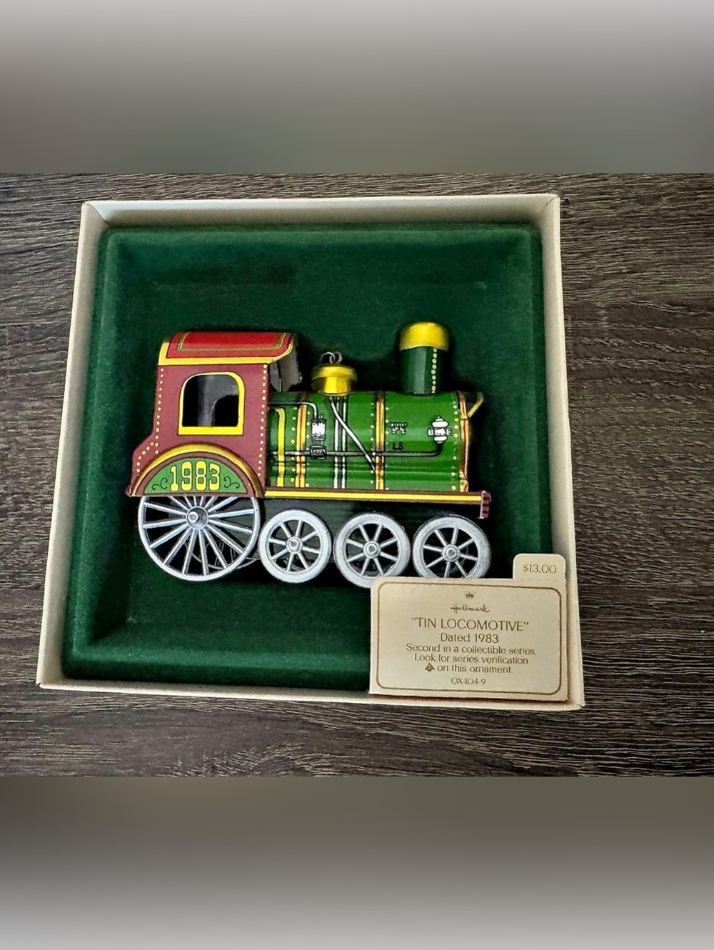 Hallmark Tin Locomotive Vintage 1983 Green & Red Vintage